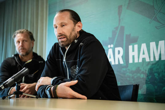 Sportchef Jesper Jansson och Johan Wiland