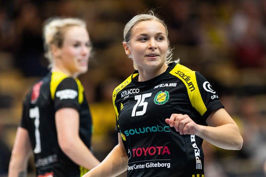 Sävehofs Ella Frykmer jublar