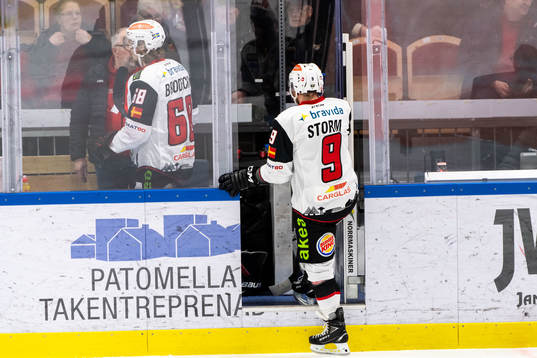 Malmö Redhawks Frederik Storm utvisas