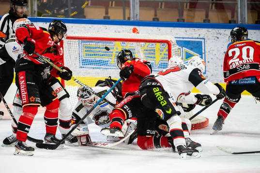 Luleås Jack Connolly gör 2-1