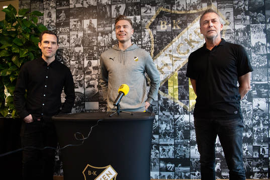 Häckens assisterande sportchef Martin Ericsson och