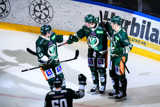 Färjestads Daniel Viksten, Linus Arnesson och Gustav