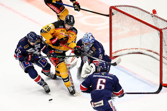 Linköpings Patrik Lundh , Luleås Emil Larsson och