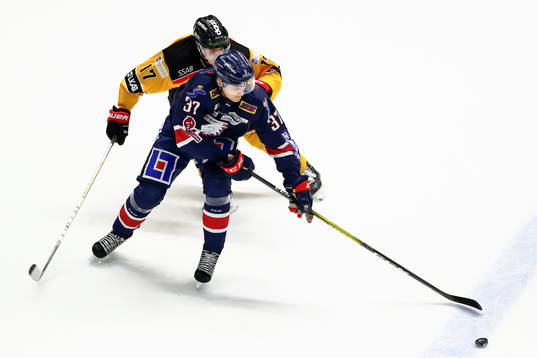 Linköpings Adam Ginning