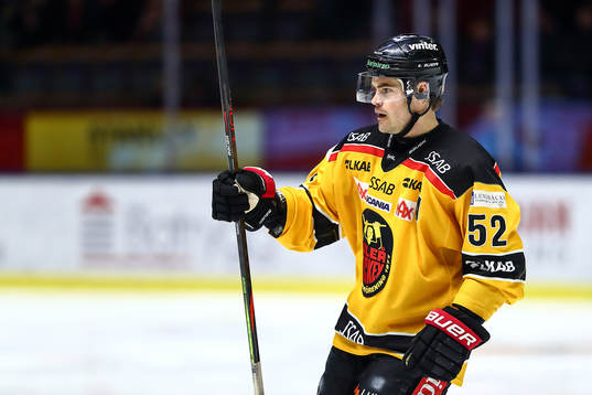 Luleås Karl Fabricius jublar