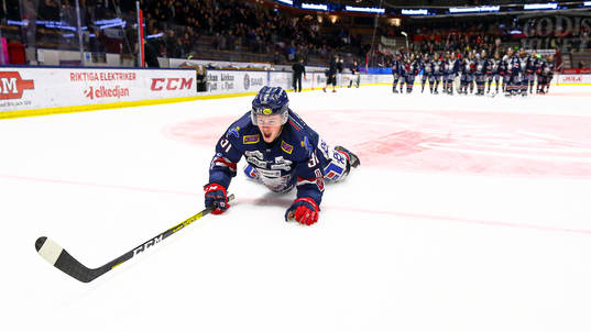 Linköpings Olle Lycksell jublar