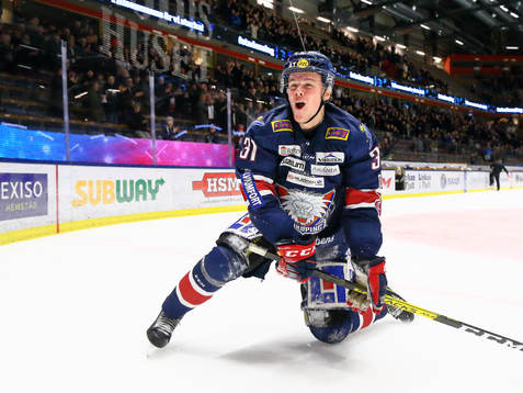 Linköpings Olle Lycksell jublar