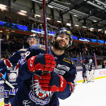 Linköpings Joe Whitney jublar