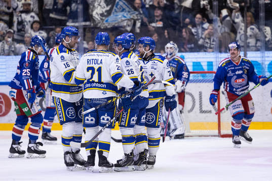 Leksands Patrik Zackrisson jublar