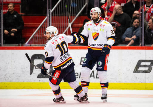 Djurgårdens Dick Axelsson jublar