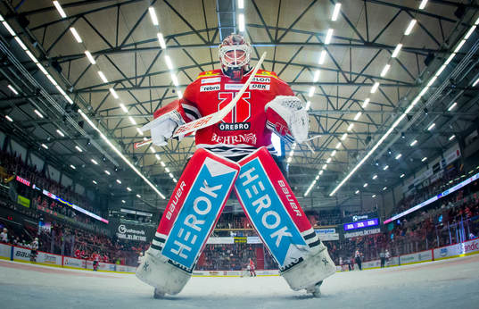 Örebros målvakt Dominik Furch
