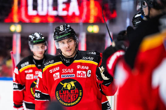 Luleås Erik Gustafsson jublar