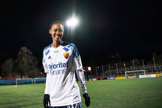 Djurgårdens Linda Maserame Motlhalo jublar