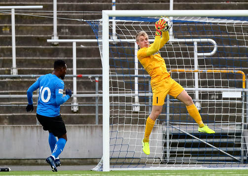 Räddning av IFK Norrköpings  målvakt Isak Pettersson