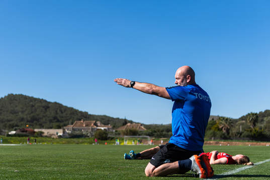 Thomas S. Dahle, head coach of Avaldsnes