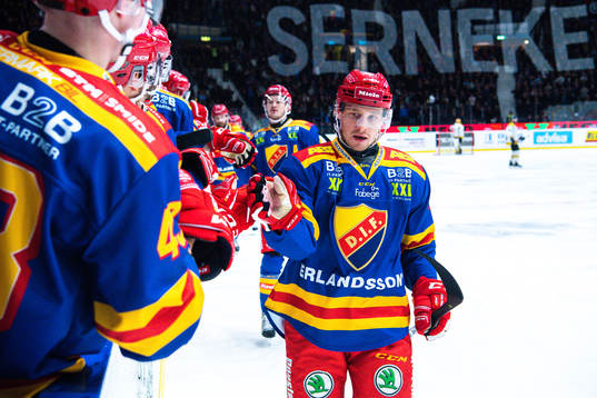 Djurgårdens Sebastian Strandberg jublar