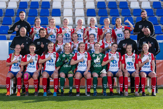  Physio Martin Thorborg Johansen, Anna Palm,  Sofie Mykkeltveit Tunes, Runa Lillegård, Una Johanne Roaldseth Søyland, Hedda Foslie, Emilie Bølviken, Ingrid Bakke and Physical Coach Lars Martin Tingelstad. Middle row: Goalkeeper coach Nils Martin Corneliussen, Vebjörn Brauten Urdal, Monica Nedgård Isaksen, Emilie Raaum Closs, Selma Hernes, Camilla Linberg, head coach Ole Johan Aas and goalkeeper coach Joaquin DeDominicic. Bottom row: Cathinka Friis Tandberg, Jenny Røsholm Olsen, Anna Aahjem, goalkeeper Mari Refsnes Hasselknippe, Joanna Aalstad Bækkelund, goalkeeper Karen Oline Sneve, Trine Skjelstad Jensen, Emma Stølen Godø and Iselin Sandnes Olsen.