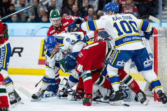Leksands Jonas Ahnelöv och Martin Karlsson trycker ned