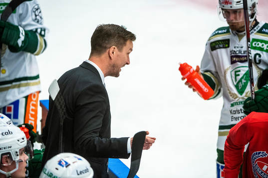 Färjestads huvudtränare Johan Pennerborn