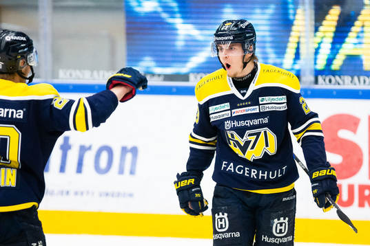 s Lias Andersson jublar