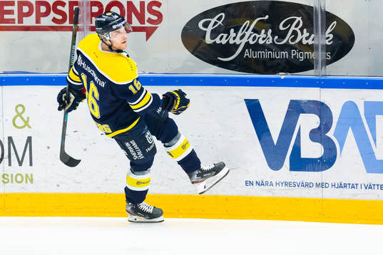 s Filip Sandberg jublar