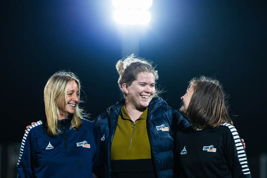 Hege Jørgensen, manager, Michelle Le Gal Hermandsen, marketing manager, and Helene Husvik, head of media, for Toppfotball Kvinner pose for a picture