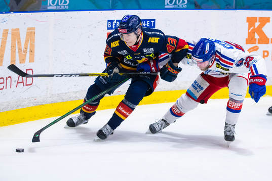 Djurgårdens Tom Nilsson och Oskarshamns Robin Söderqvist