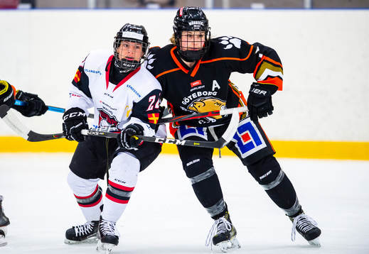 Redhawks Julie Henriksen