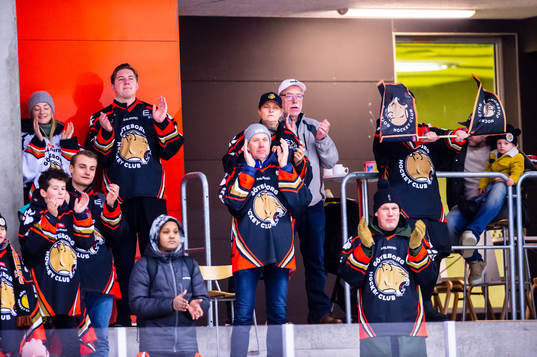 Supportrar till Göteborgs HC