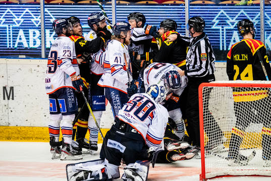 Växjös Daniel Rahimi och Brynäs Anton Rödin