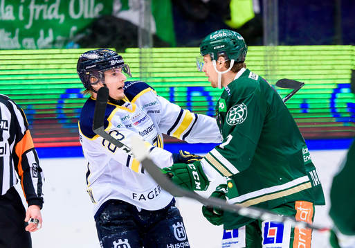 s Lias Andersson och Färjestads Johan Ivarsson