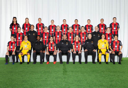  Estibaliz Montes de Oca Munoz, Felicia Thörngren, Sara Eriksson, Jennifer Sjösten, Ebba Ronquist, Mirjam Lindgren, Matilda Nilden, Michaela Larsson, Daniella Novakovic. Mittenledet från vänster: Mathilda Prim, målvaktstränare Pontus Wilgots, Elin Bergkvist, Sofia Parkner, Wilma Wärulf, Emma Lundh, individuell tränare Göran Pettersson, Maja Wiklander. Sittande från vänster: Mathilda Lindström, Karolina Bucaro Stenman, assisterande tränare Faniel Zerai, Michelle Rojas Flores, huvudtränare Marcelo Fernandez, Lovisa Norrby, sportchef Staffan Jacobsson, Rebecka Ayranci Dahlberg, Tempest-Marie Norlin.