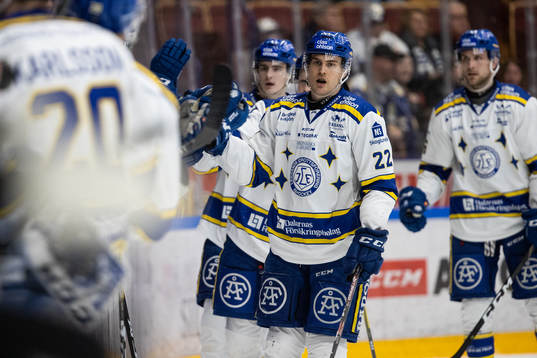 Leksands Sebastian Wännström jublar