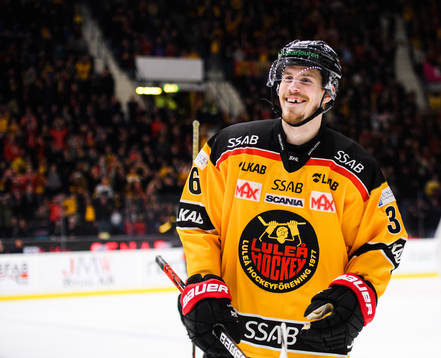 Luleås Emil Larsson jublar