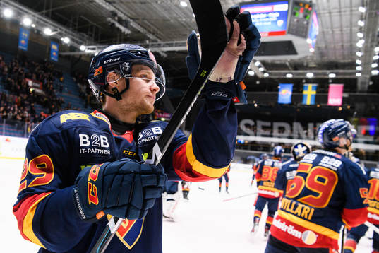 Djurgårdens Sebastian Strandberg jublar