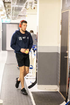 Leksands Matt Carey   innan ishockeymatchen i SHL mellan