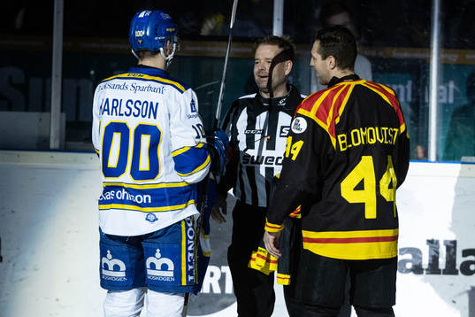 Domare Patrik Sjöberg hyllas innan han gör sin sista