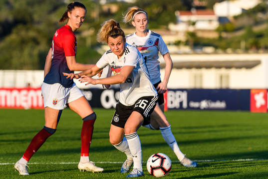 Lena Lattwein of Germany