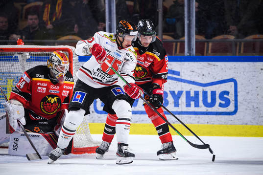 Örebros Marcus Weinstock och Luleås Pontus Själin