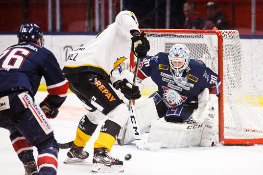 Linköpings målvakt Jacob Johansson och Skellefteås Robin