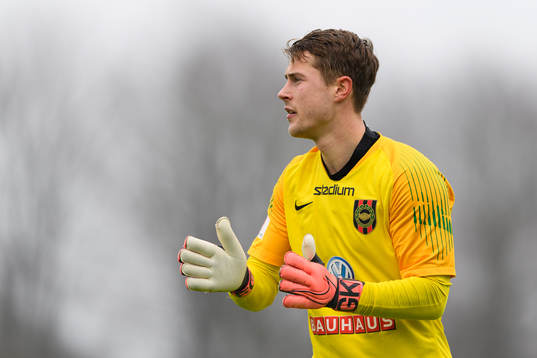 Brommapojkarnas målvakt Jonas Olsson