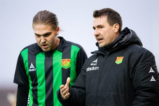 Gais Charlie Weberg och tränare Stefan Jacobsson