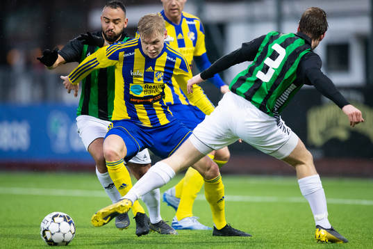 Gais Richard Yarsuvat och Eskilsminnes Jonatan Persson
