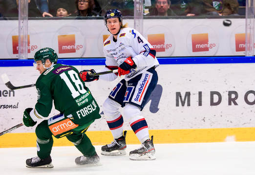 Färjestads Emil Forslund och Linköpings Samuel Lofquist