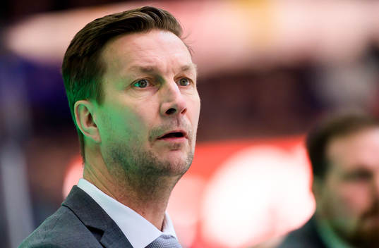 Färjestads huvudtränare Johan Pennerborn
