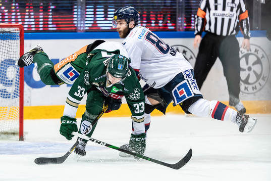 Färjestads Albert Johansson och Linköpings Jimmy Andersson