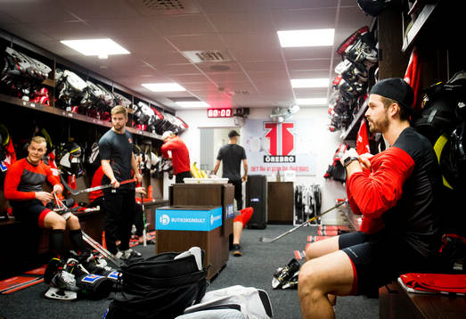Örebros Joonas Rask, Aaron Irving och målvakt Dominik