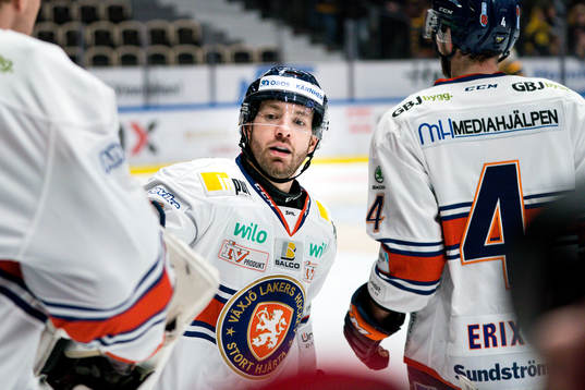 Växjös Jacob Micflikier jublar