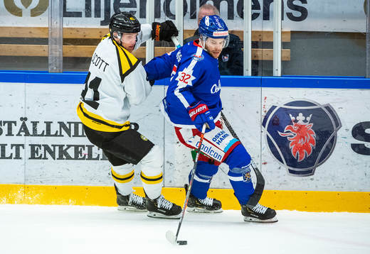 Oskarshamns Markus Modigs och Brynäs Greg Scott