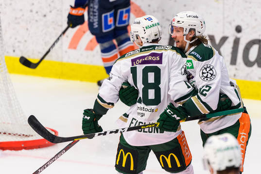 Färjestads Axel Ottosson och Jesper Olofsson jublar